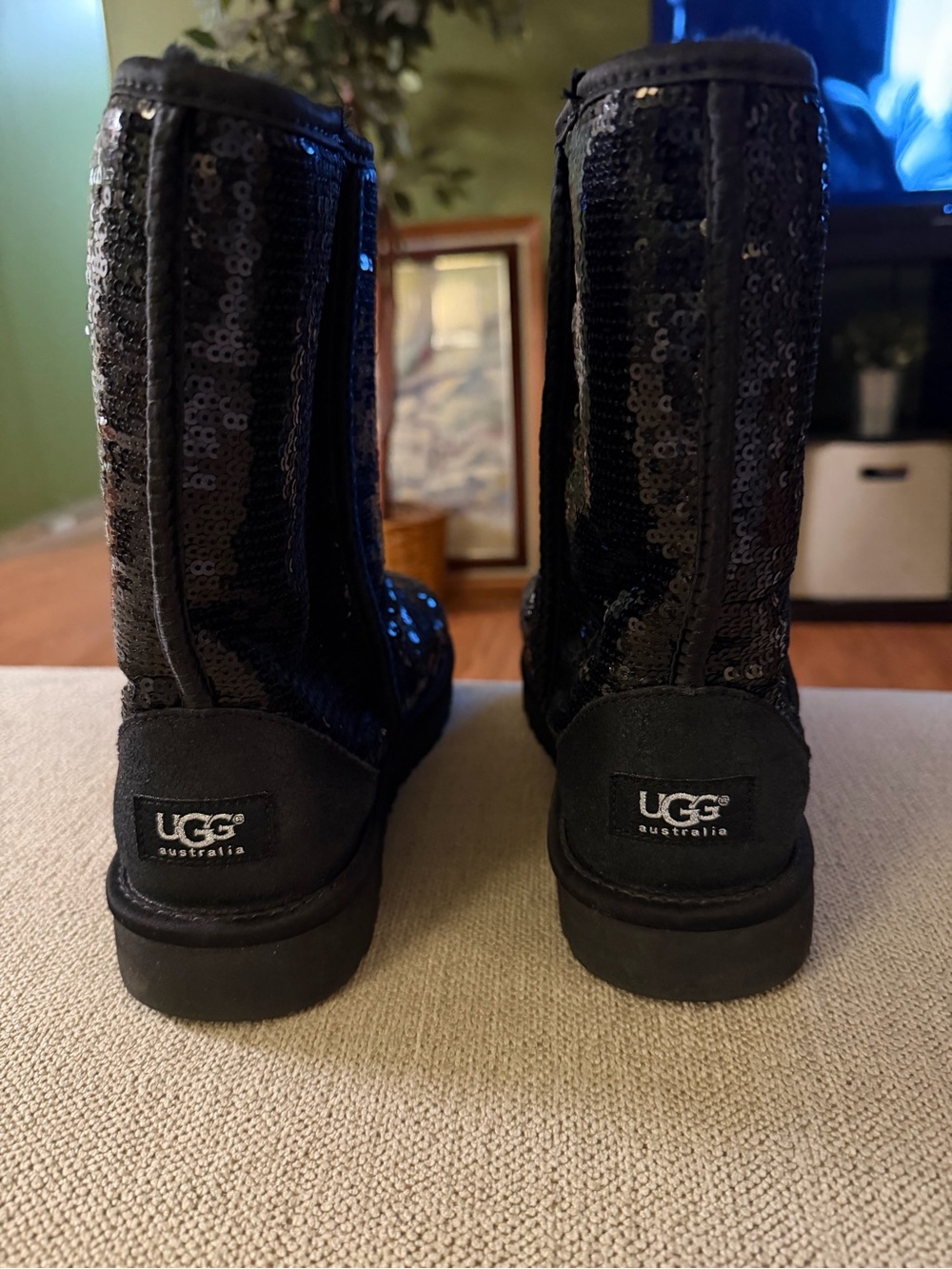 UGG Classic Short Sequin Black Sequin Winter Boots
